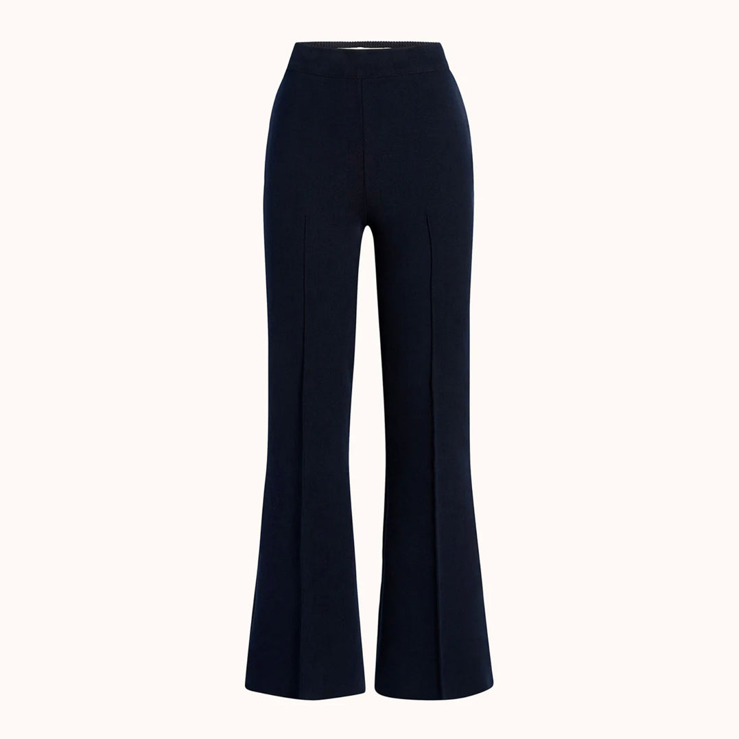 Kick Pant in Dark Navy