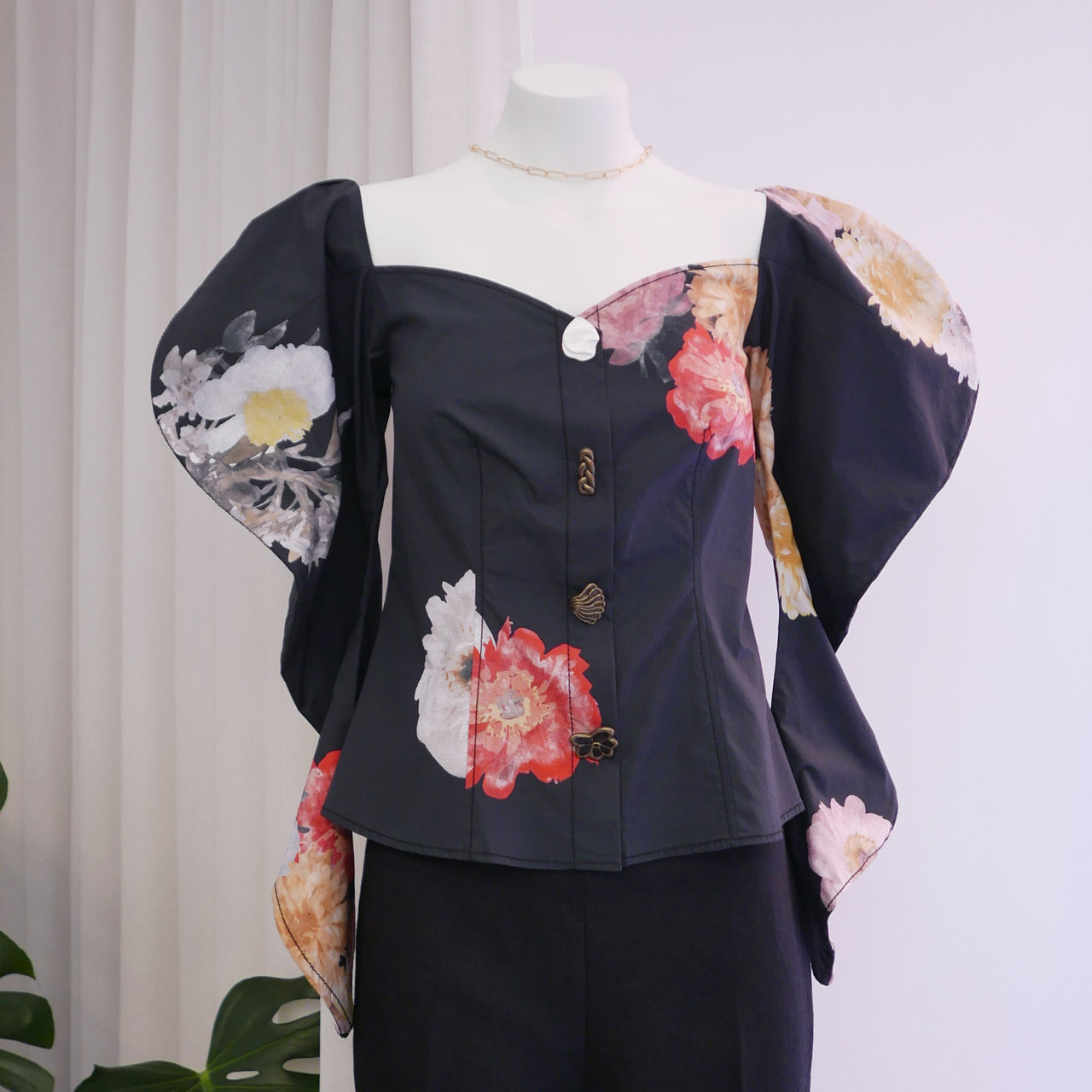 Odelia Floral Top